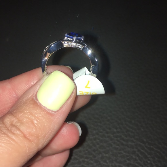 Blue ombré crystal Ring - Picture 3 of 5